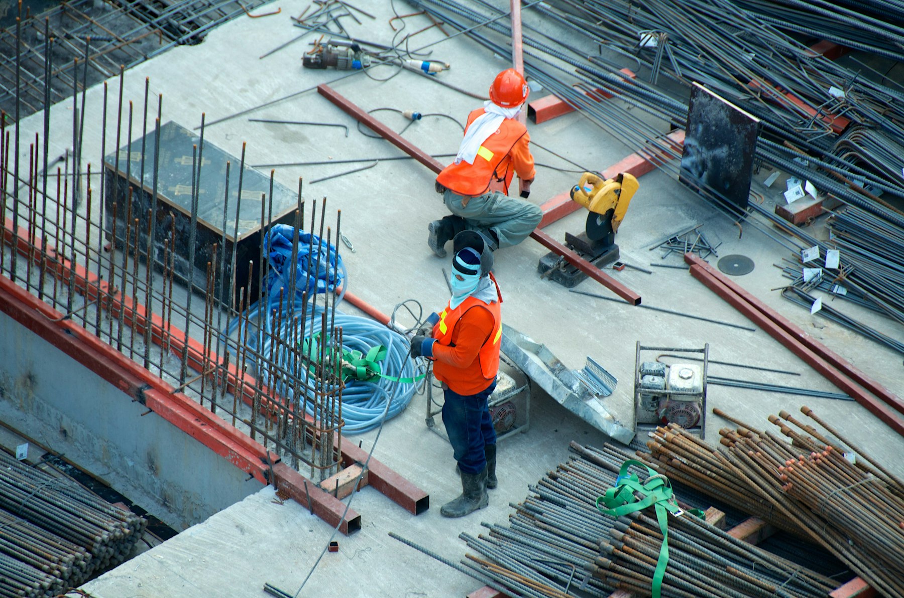 construction-image-hero-builder